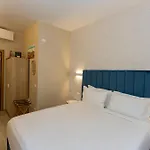 Apartment B9 Rome
