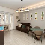 B9 Apartment *